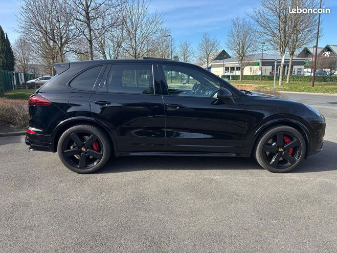 Porsche Cayenne GTS 440CV Noir de 2016