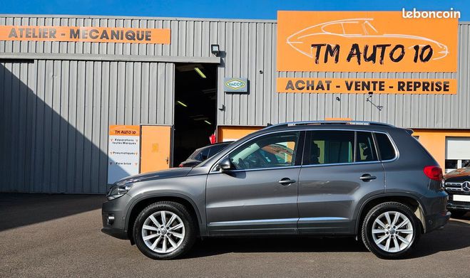 Volkswagen Tiguan 2.0 TDi 110CH BVM6 CUP 195Mkms 09-2014 Gris de 2014