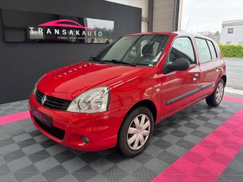  Voir détails -Renault Clio CAMPUS 1.2 16v 75 eco2 Authentique Euro  à Pont-l'vque (14)