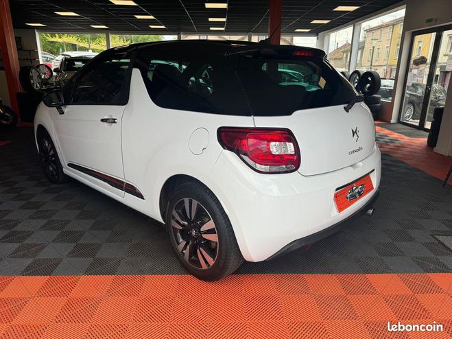 Citroen DS3 PACK SO CHIC 1.6I 16V 120 cv GARANTIE 12  de 2012