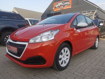  Voir détails -Peugeot 208 (2) 1.2 PURETECH 68 LIKE 5P à Gembloux (50)