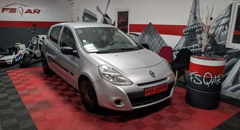  Voir détails -Renault Clio 3 1.2 75ch Expression à Claye-Souilly (77)