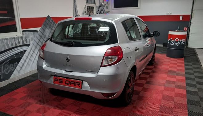 Renault Clio 3 1.2 75ch Expression  de 2006