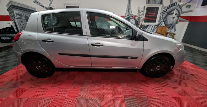 Renault Clio 3 1.2 75ch Expression  de 2006