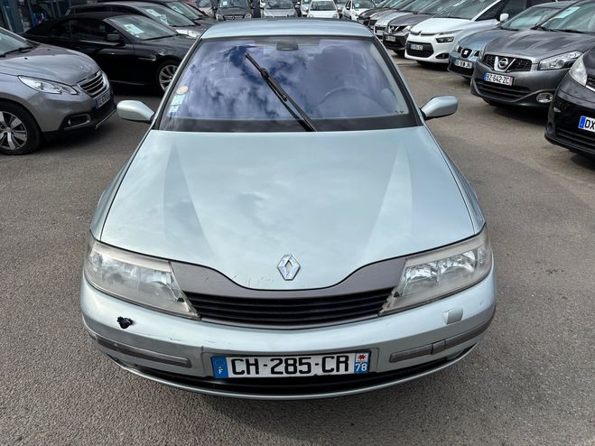 Renault Laguna 1.8 16S PRIVILEGE Gris de 2001