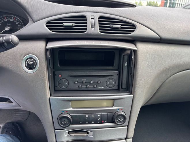 Renault Laguna 1.8 16S PRIVILEGE Gris de 2001