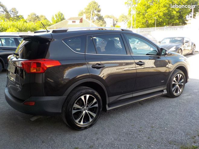 Toyota RAV 4 4 124 d-4d sport edition 4wd Marron de 2015