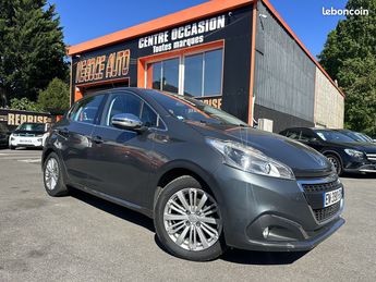  Voir détails -Peugeot 208 1.2 PURETECH 82CH ALLURE 5P à Morsang-sur-Orge (91)
