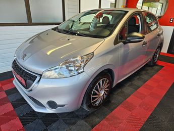  Voir détails -Peugeot 208 1.4 hdi à Blois (41)