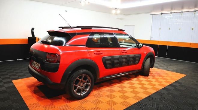 Citroen C4 Cactus PURETECH 82 SHINE Rouge de 2016