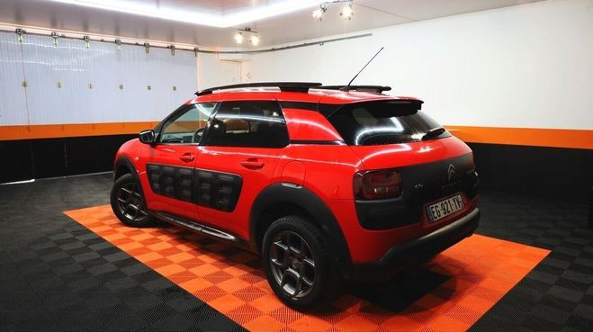 Citroen C4 Cactus PURETECH 82 SHINE Rouge de 2016