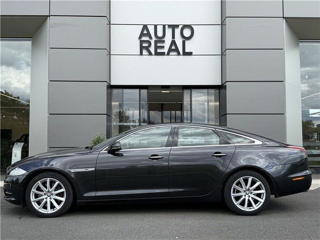 Jaguar XJ V6 3.0 - 275 Diesel Portfolio Empattemen GRIS de 2012
