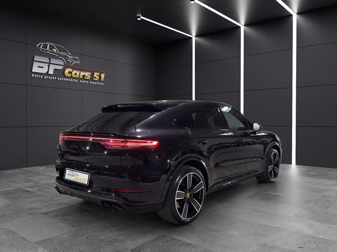 Porsche Cayenne coupe 3.0 v6 e-hybrid 462 cv Noir de 2022