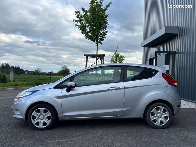 Ford Fiesta 1.2 TREND 60CH 3 PORTES Gris de 2009
