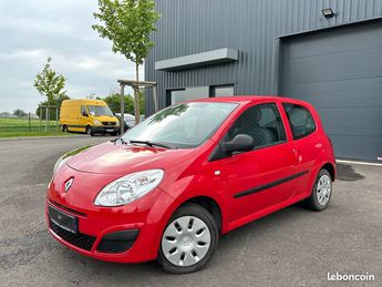  Voir détails -Renault Twingo 1.2 60CH AUTHENTIQUE 3 PORTES KIT DISTRI à Eschau (67)