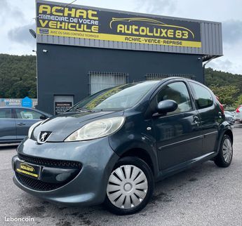  Voir détails -Peugeot 107 1.0 i 70 cv garantie à Draguignan (83)