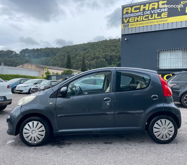 Peugeot 107 1.0 i 70 cv garantie Autre de 2007