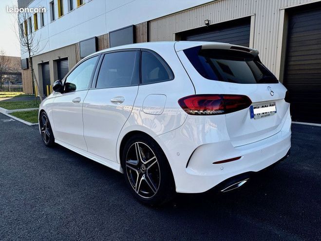Mercedes Classe B 180 136CH AMG LINE 7G-DCT Excellent tat Blanc de 2019