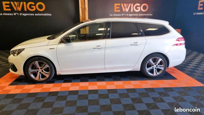 Peugeot 308 SW GENERATION-II 1.2 PURETECH 130 GT LIN Blanc de 2017