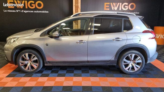 Peugeot 2008 GENERATION-I 1.5 BLUEHDI 100 ACTIVE Gris de 2019