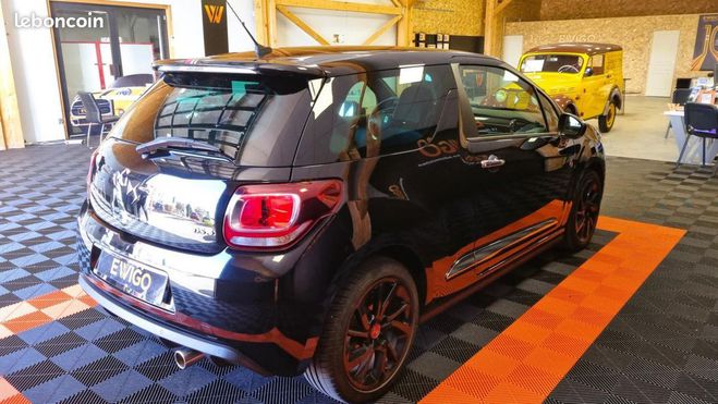 Citroen DS 3 1.2 puretech 110 performance line bva Noir de 2018