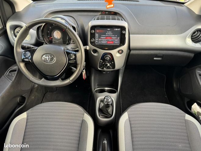 Toyota Aygo 1.0 VVT-i 72CH X-SPORT 5P BOITIER ETHANO Noir de 2020
