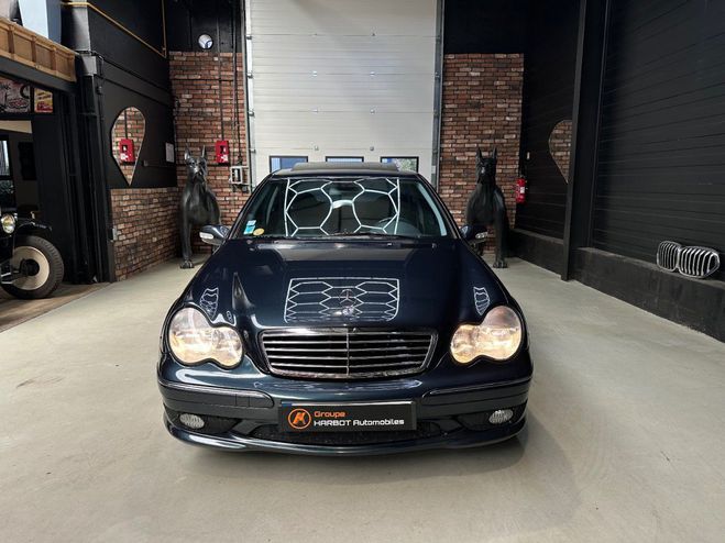 Mercedes Classe C W 203 C32 AMG A Noir de 2001
