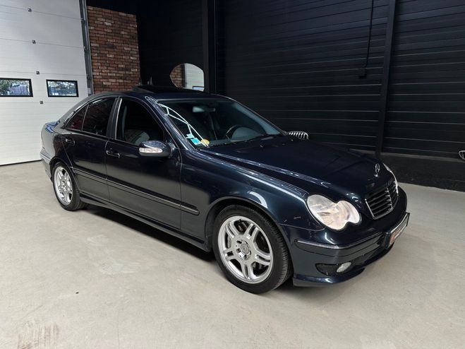 Mercedes Classe C W 203 C32 AMG A Noir de 2001