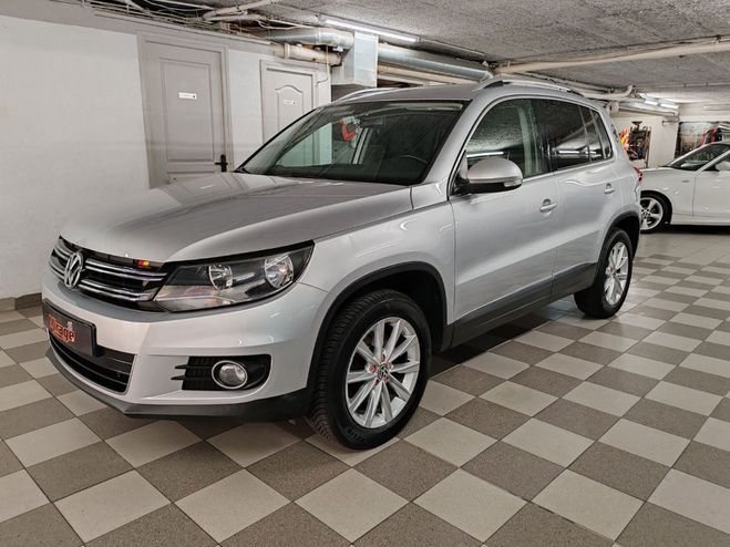 Volkswagen Tiguan 2.0 TDI 140 FAP BlueMotion Technology Sp Gris de 2014
