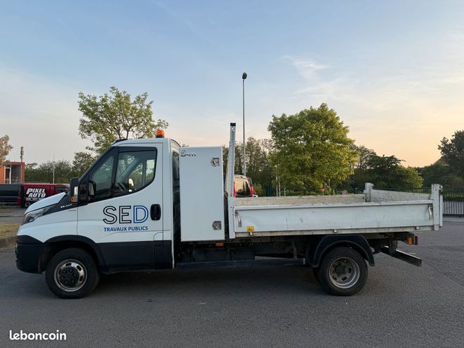 Iveco Daily Benne coffre 35c14 2.3 D 16v 136cv de 20 Blanc de 2019