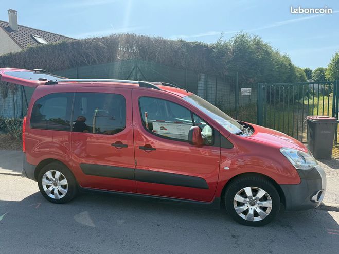 Citroen Berlingo XTR 1.6 HDI 110cv 5places Clim-Radar-1er Rouge de 2009