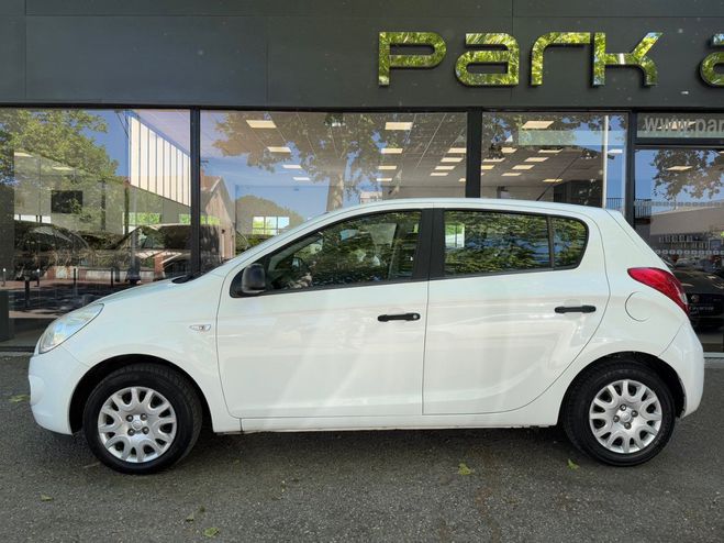 Hyundai I20 1.4 CRDI75 FAP PACK INVENTIVE Blanc de 2011