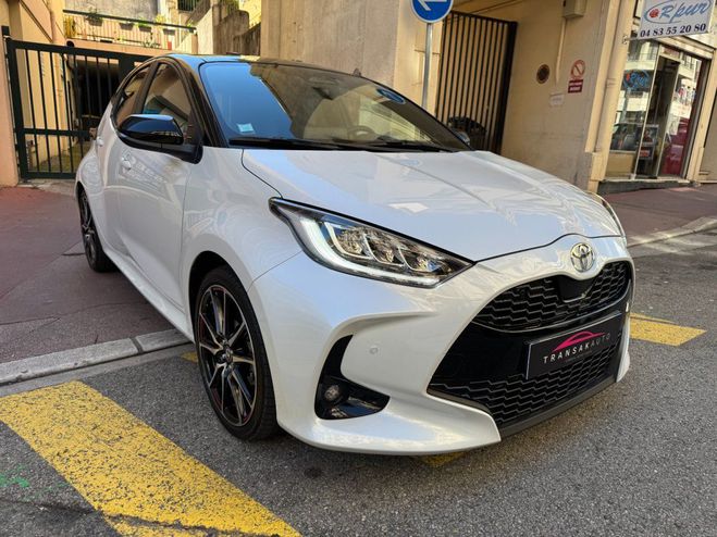 Toyota Yaris HYBRIDE MY22 1.5l VVTI 130 CV Hybrid E-C Blanc de 2024