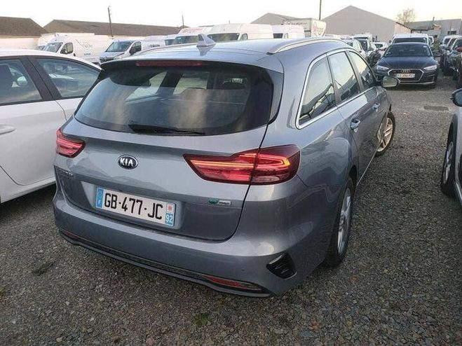 Kia Ceed d SW 1.6 CRDI 136 ISG MHEV ACTIVE BUS DC GRIS de 2021