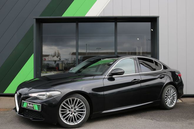 Alfa romeo Giulia 2.2 180 AT8 Lusso NOIR de 2016