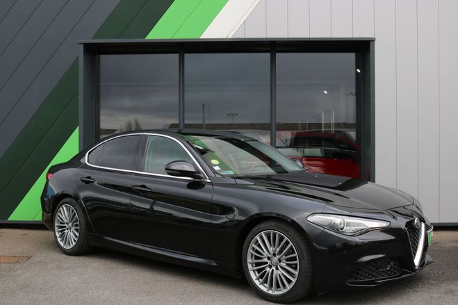 Alfa romeo Giulia 2.2 180 AT8 Lusso NOIR de 2016