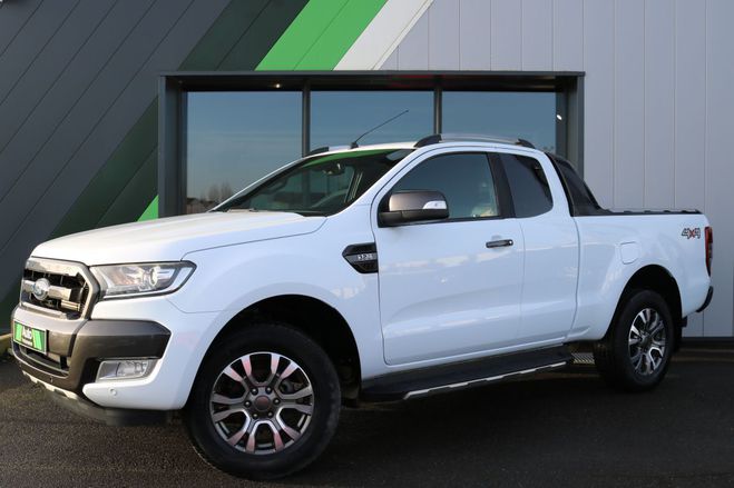 Ford Ranger SUPER CABINE 3.2 TDCi 200 4X4 BVA6 WILDT BLANC de 2017