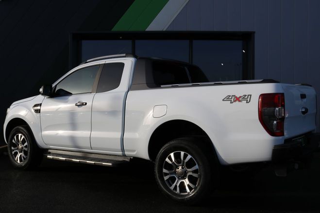 Ford Ranger SUPER CABINE 3.2 TDCi 200 4X4 BVA6 WILDT BLANC de 2017