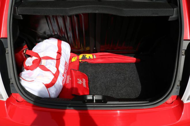 Abarth 500 II 1.4 TURBO 180 695 TRIBUTO FERRARI BVA ROUGE de 2010