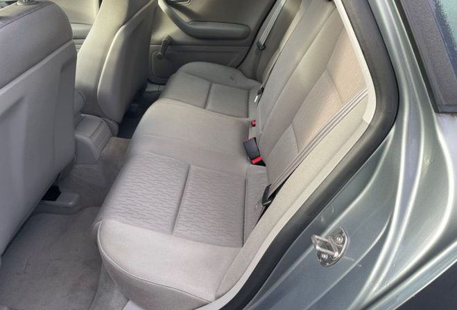 Audi A4 BVA 2.0 TDI 140CH AMBIENTE MULTITRONIC  de 2005