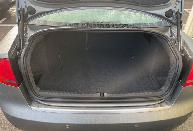 Audi A4 BVA 2.0 TDI 140CH AMBIENTE MULTITRONIC  de 2005