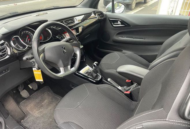 Citroen DS3 1.6 E-HDI90 (92) AIRDREAM SO CHIC 5CV  de 2011