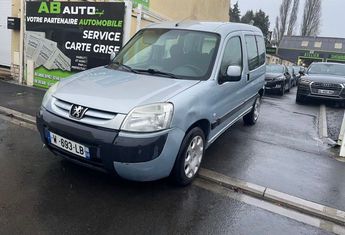  Voir détails -Peugeot Partner 2.0 HDI XT PACK à Harnes (62)