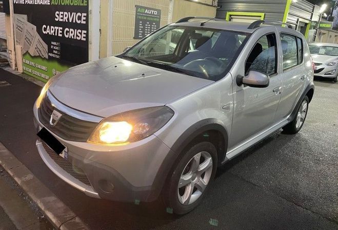 Dacia Sandero 1.6 MPI 90 CH STEPWAY PRESTIGE  de 2010