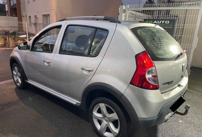 Dacia Sandero 1.6 MPI 90 CH STEPWAY PRESTIGE  de 2010