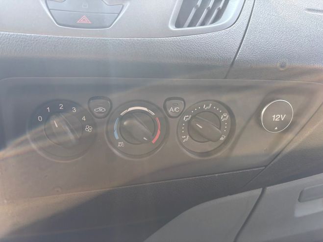 Ford Transit 2.2 TDCI 125 270 L1H1 LIMITED 9PLCES CUI Blanc de 2014