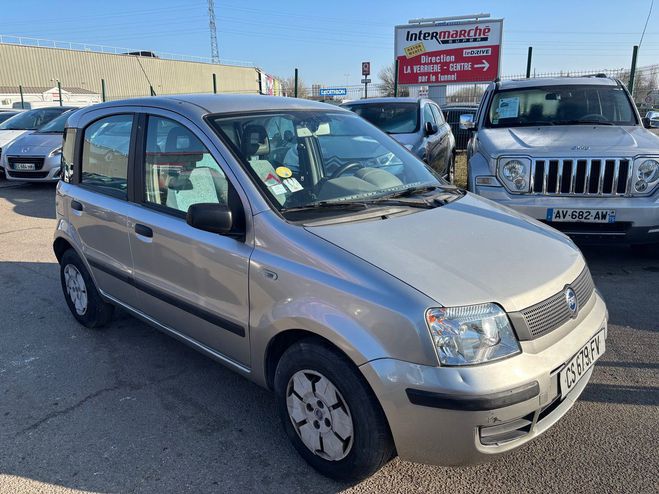 Fiat Panda II 1.1 ACTIVE PETITE CITADINE FIABLE ECO Gris de 2005