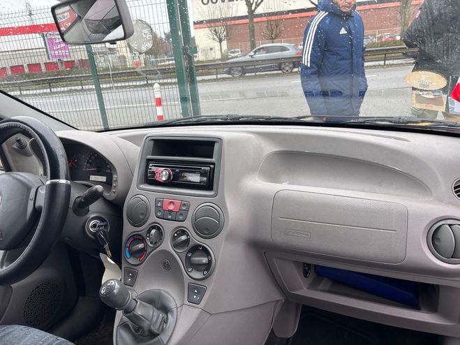 Fiat Panda II 1.1 ACTIVE PETITE CITADINE FIABLE ECO Gris de 2005