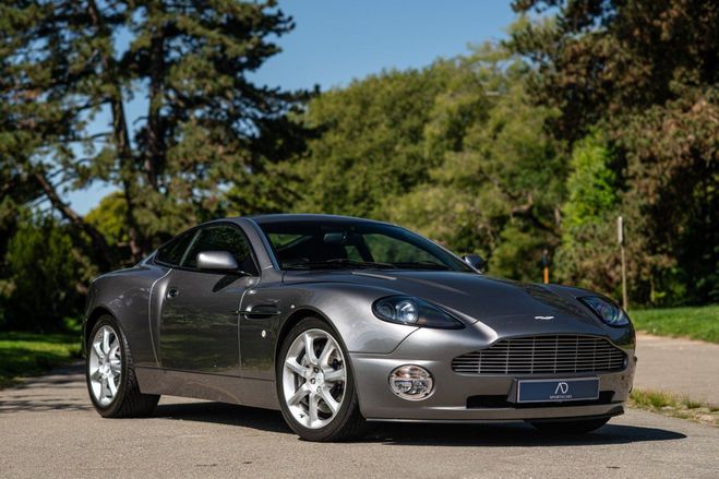 Aston martin Vanquish  Gris de 2005