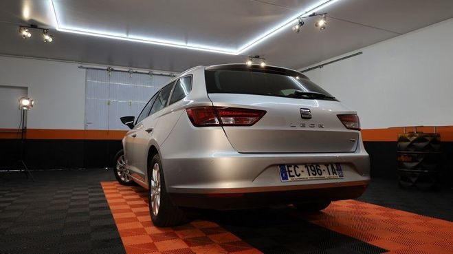 Seat Leon 1.6 TDI 110CH FAP STYLE BUSINESS START&S Gris F de 2016
